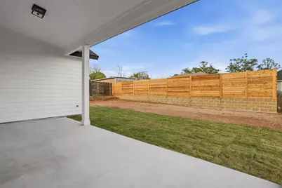 127 Kukui Court, Bastrop, TX 78602 - Photo 28