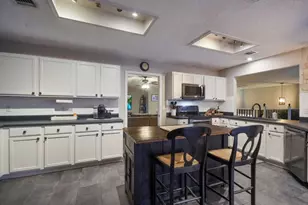 1750 Star Light Cir, Cedar Park, TX 78613 - Photo 18