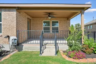 105 Comal Ln, Georgetown, TX 78633 - Photo 26