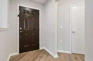 105 Comal Ln, Georgetown, TX 78633 - Photo 6