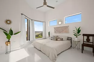 13902 Panorama Dr, Austin, TX 78732 - Photo 16