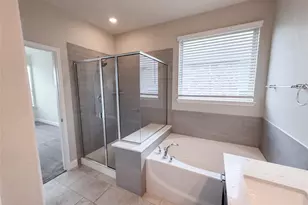 306 Duroc Dr, Hutto, TX 78634 - Photo 8