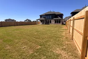 125 Las Posas Dr, Liberty Hill, TX 78642 - Photo 14