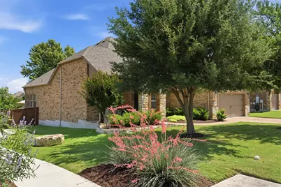 105 Blue Spruce Way, Round Rock, TX 78664 - Photo 2