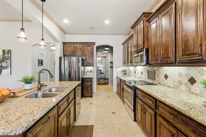 105 Blue Spruce Way, Round Rock, TX 78664 - Photo 10