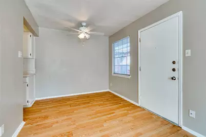 307 E 31 Street #205, Austin, TX 78705 - Photo 2
