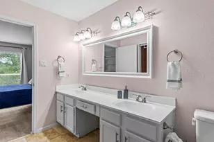 2450 Wickersham Ln, Austin, TX 78741 - Photo 10