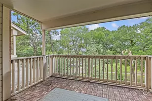 2450 Wickersham Ln, Austin, TX 78741 - Photo 24