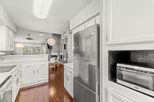 2450 Wickersham Ln, Austin, TX 78741 - Photo 12