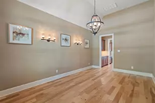 732 SANTALUZ Path, Austin, TX 78732 - Photo 18