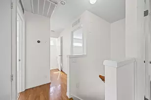 300 Blackson Ave, Austin, TX 78752 - Photo 20