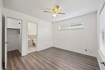 300 Blackson Avenue, Austin, TX 78752 - Photo 12