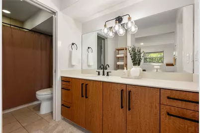 1115 10th Street #209, Austin, TX 78703 - Photo 32