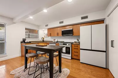 1115 10th Street #209, Austin, TX 78703 - Photo 18
