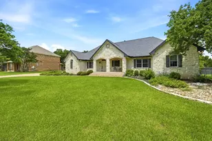 2000 Fountainwood Dr, Georgetown, TX 78633 - Photo 4