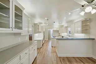 2000 Fountainwood Dr, Georgetown, TX 78633 - Photo 12