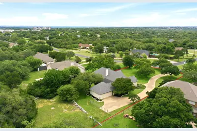 2000 Fountainwood Drive, Georgetown, TX 78633 - Photo 36