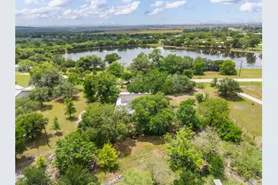 907 Horace Howard Drive, San Marcos, TX 78666 - Photo 6