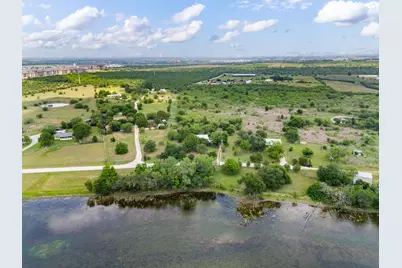 907 Horace Howard Drive, San Marcos, TX 78666 - Photo 8