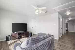 154 Old Settlers Dr, Bastrop, TX 78602 - Photo 16