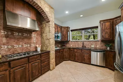 524 Highland Spring Lane, Georgetown, TX 78633 - Photo 10