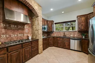 524 Highland Spring Ln, Georgetown, TX 78633 - Photo 10