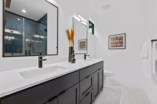 2008 Gathright Cove, Austin, TX 78704 - Photo 16