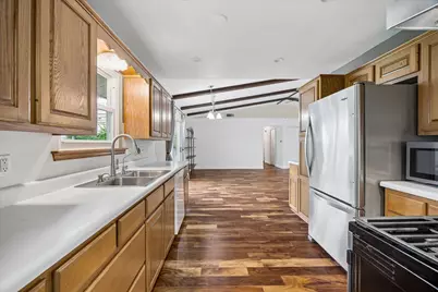 1902 Wooten Drive, Austin, TX 78757 - Photo 10