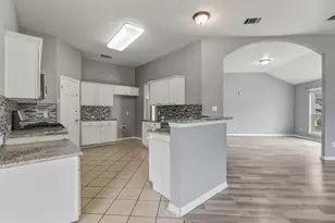 1514 Spring Peony Ct, Pflugerville, TX 78660 - Photo 10