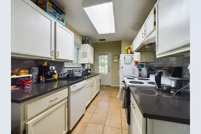 4521 Avenue F Avenue #B, Austin, TX 78751 - Photo 4