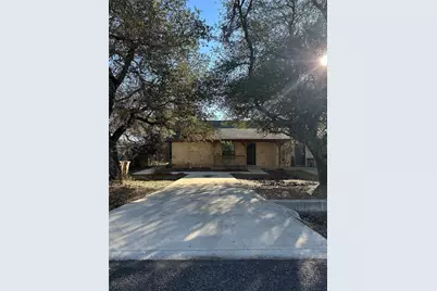 112 N Avenue O #B, Johnson City, TX 78636 - Photo 1