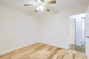 10213 Thomas Ln, Dripping Springs, TX 78620 - Photo 20