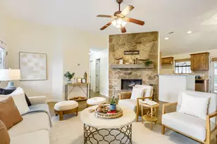 10213 Thomas Ln, Dripping Springs, TX 78620 - Photo 6