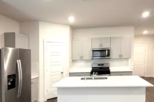 629 Jane Long Dr, San Marcos, TX 78666 - Photo 2
