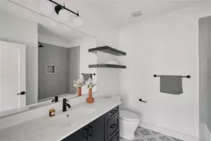 2209 Woodland Ave, Austin, TX 78741 - Photo 6