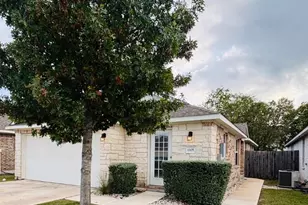 1305 Bear Peak Ln, Pflugerville, TX 78660 - Photo 2