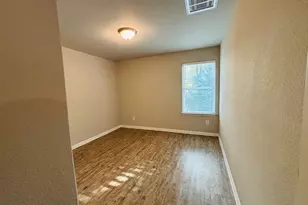 1305 Bear Peak Ln, Pflugerville, TX 78660 - Photo 6