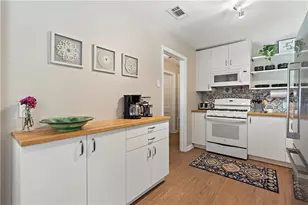 4602 Chiappero Trail, Austin, TX 78731 - Photo 8