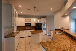 330 Cross Ln, Kyle, TX 78640 - Photo 6