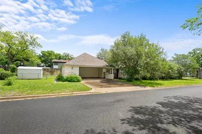 315 E Fannin Street, La Grange, TX 78945 - Photo 34