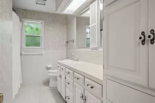 315 E Fannin St, La Grange, TX 78945 - Photo 26