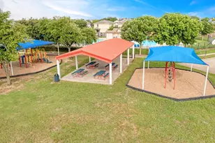 305 Creek Ledge Dr, Hutto, TX 78634 - Photo 36