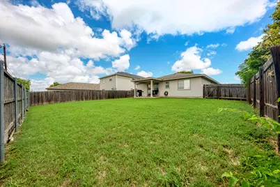 305 Creek Ledge Drive, Hutto, TX 78634 - Photo 34