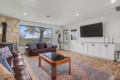 16117 Bobby Road, Manor, TX 78653 - Photo 6