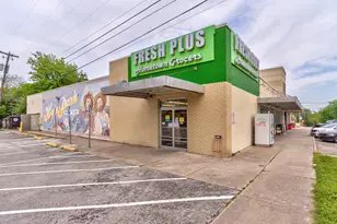 407 E 45th St, Austin, TX 78751 - Photo 32