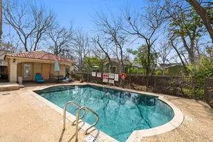 407 E 45th St, Austin, TX 78751 - Photo 4