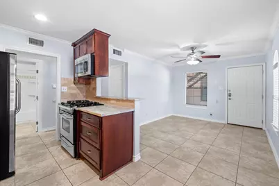 407 E 45th Street #108, Austin, TX 78751 - Photo 10