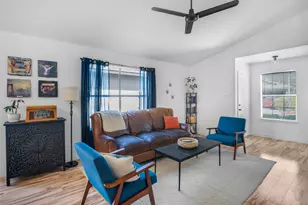 5935 Kevin Kelly Pl, Austin, TX 78727 - Photo 4