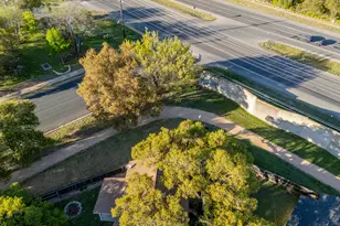 5935 Kevin Kelly Pl, Austin, TX 78727 - Photo 38