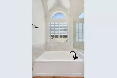 322 River Bluff Circle, Georgetown, TX 78626 - Photo 18